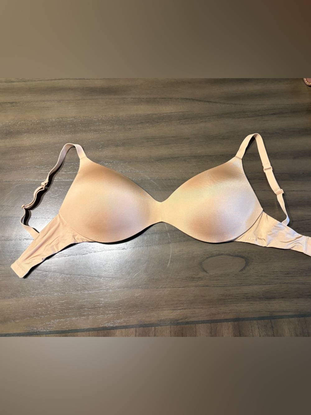 Skims T-Shirt Demi Bra